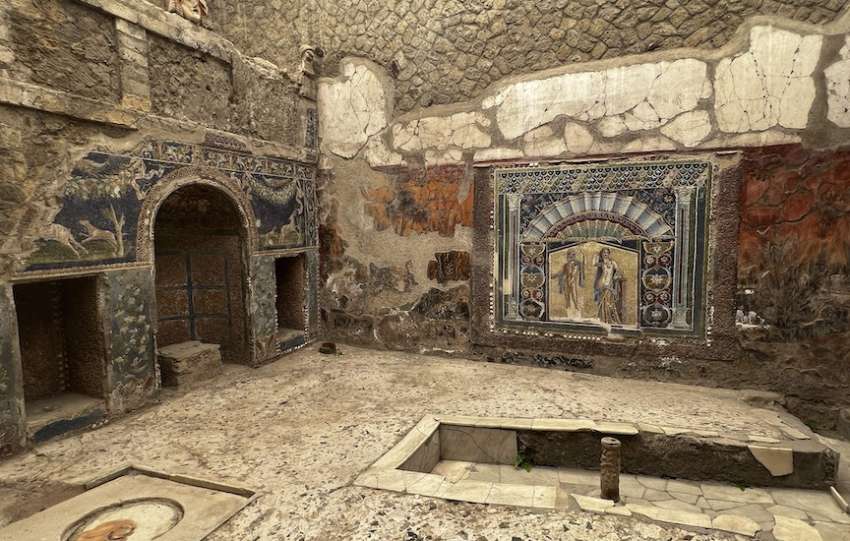 Nápoly olcsó repülőjegyek 2025 tavaszra