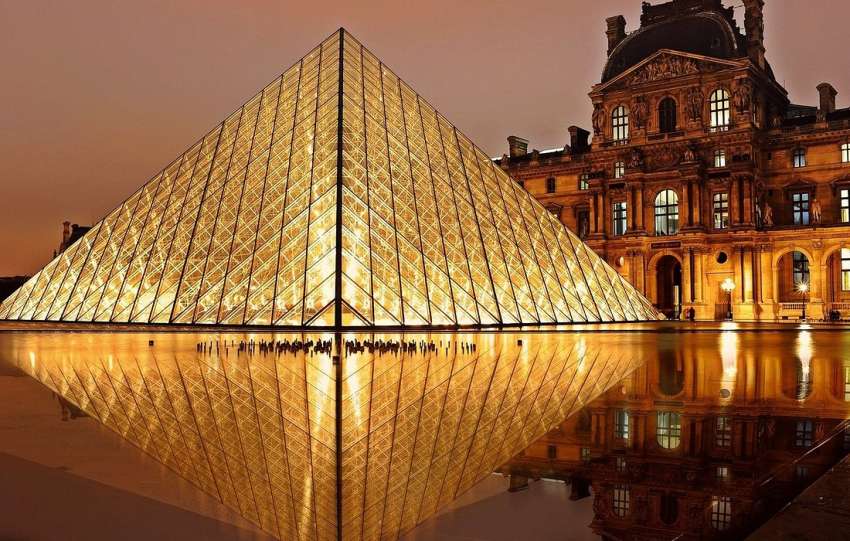 Repülőjegyek Párizsba 2025 tavasza