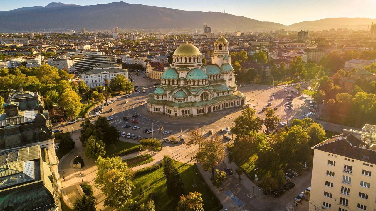 Szófia 2025: 5 nap a Balkán titokzatos fővárosában – oda-vissza repjegy csak 15 590 Ft-tól